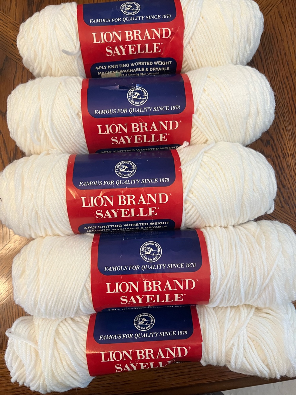 Lion brand sayelle worsted weight acrylic yarn